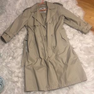 London Fog trench coat 4p
